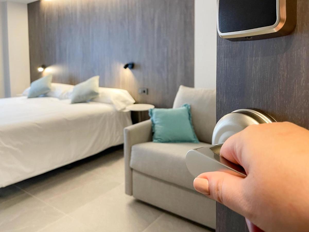Hotel Quatre Llunes Santa Pola Εξωτερικό φωτογραφία