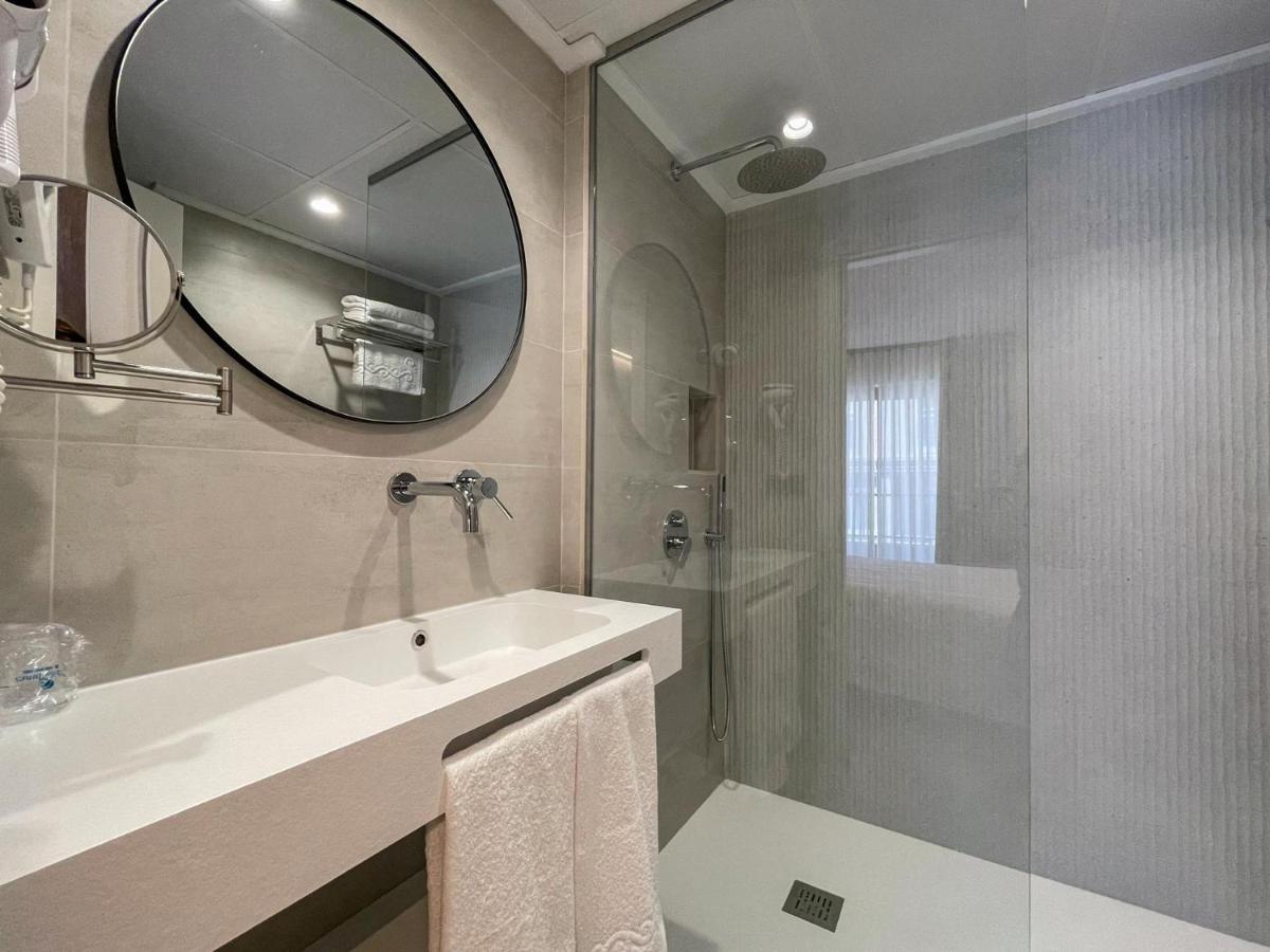 Hotel Quatre Llunes Santa Pola Εξωτερικό φωτογραφία