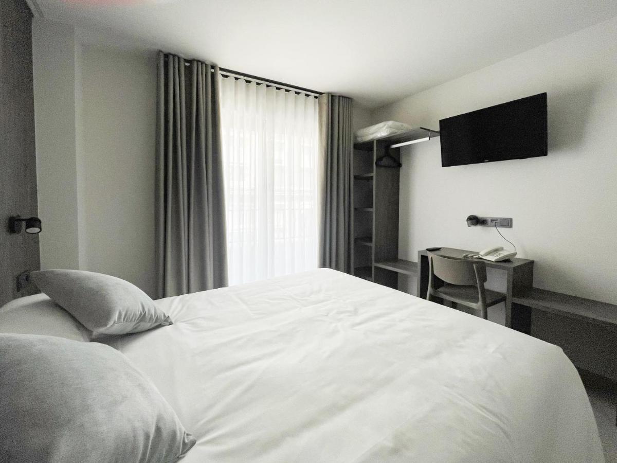 Hotel Quatre Llunes Santa Pola Εξωτερικό φωτογραφία