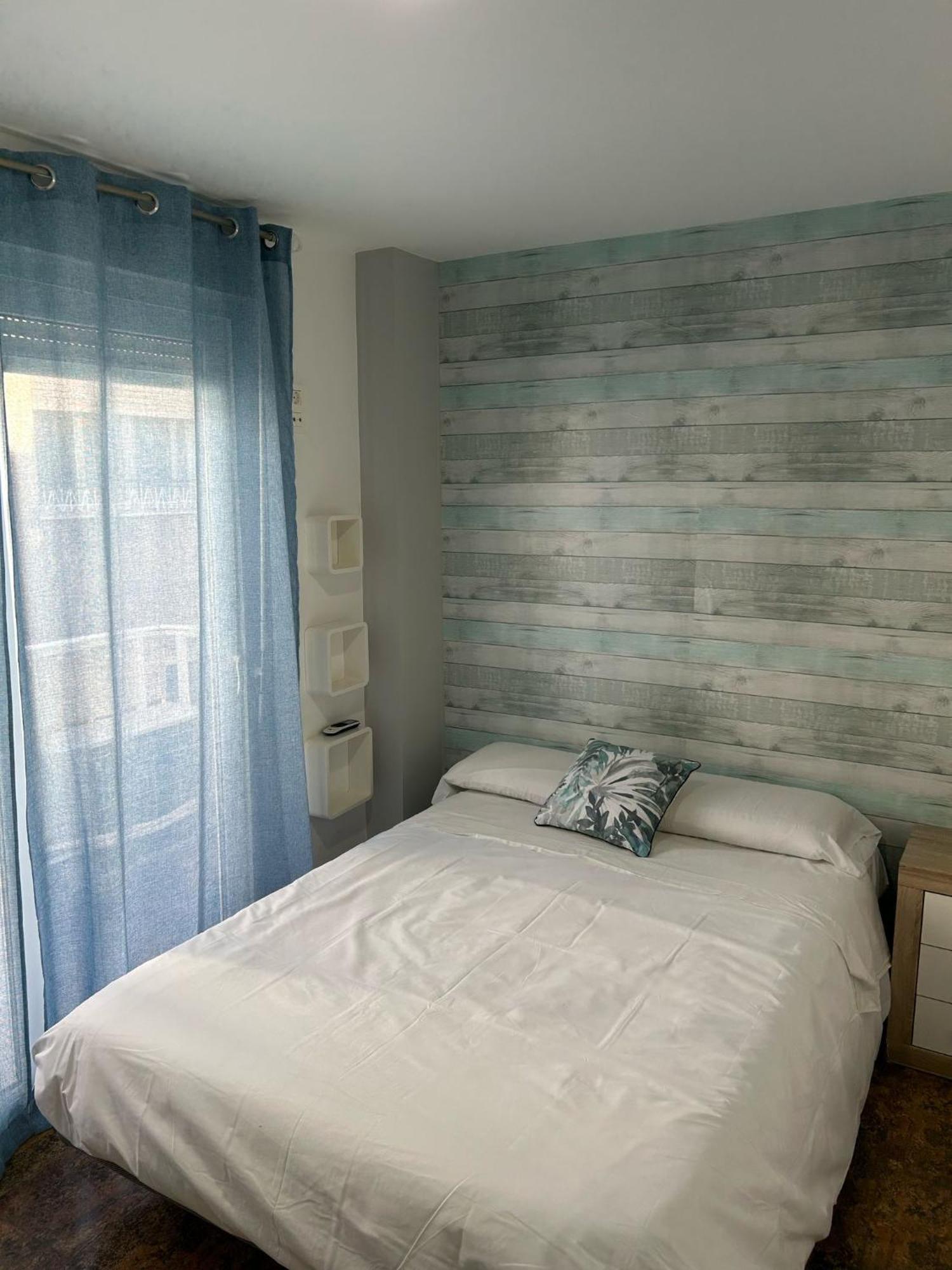 Hotel Quatre Llunes Santa Pola Εξωτερικό φωτογραφία
